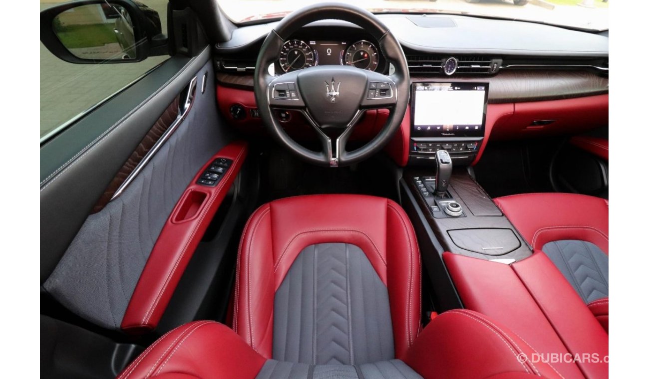 Maserati Quattroporte M156