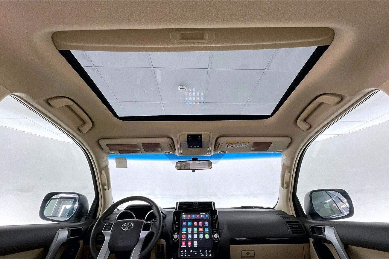 Toyota Corolla SE | 1 year free warranty | 0 Down Payment