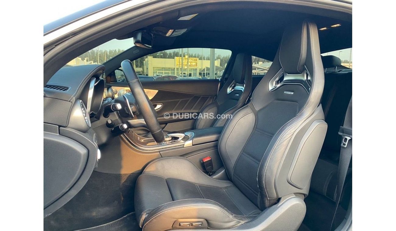 Mercedes-Benz C 63 Coupe