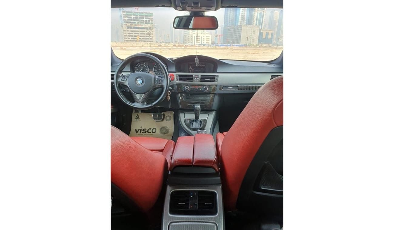 بي أم دبليو 320 Coupe