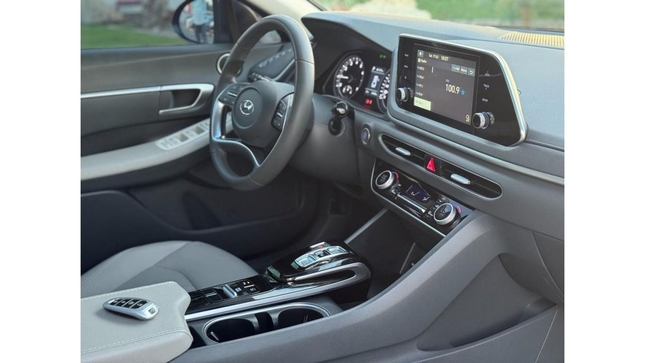 هيونداي سوناتا HYUNDAI SONATA 2020 GCC 2.5L FULL OPTIONS UNDER WARRANTY WITH AGENCY SERVICE CONTRAC