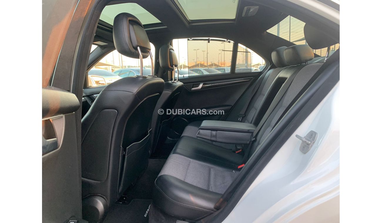 Mercedes-Benz C 200 Mercedes C200_Gcc_2013_Excellent_Condition _Full option