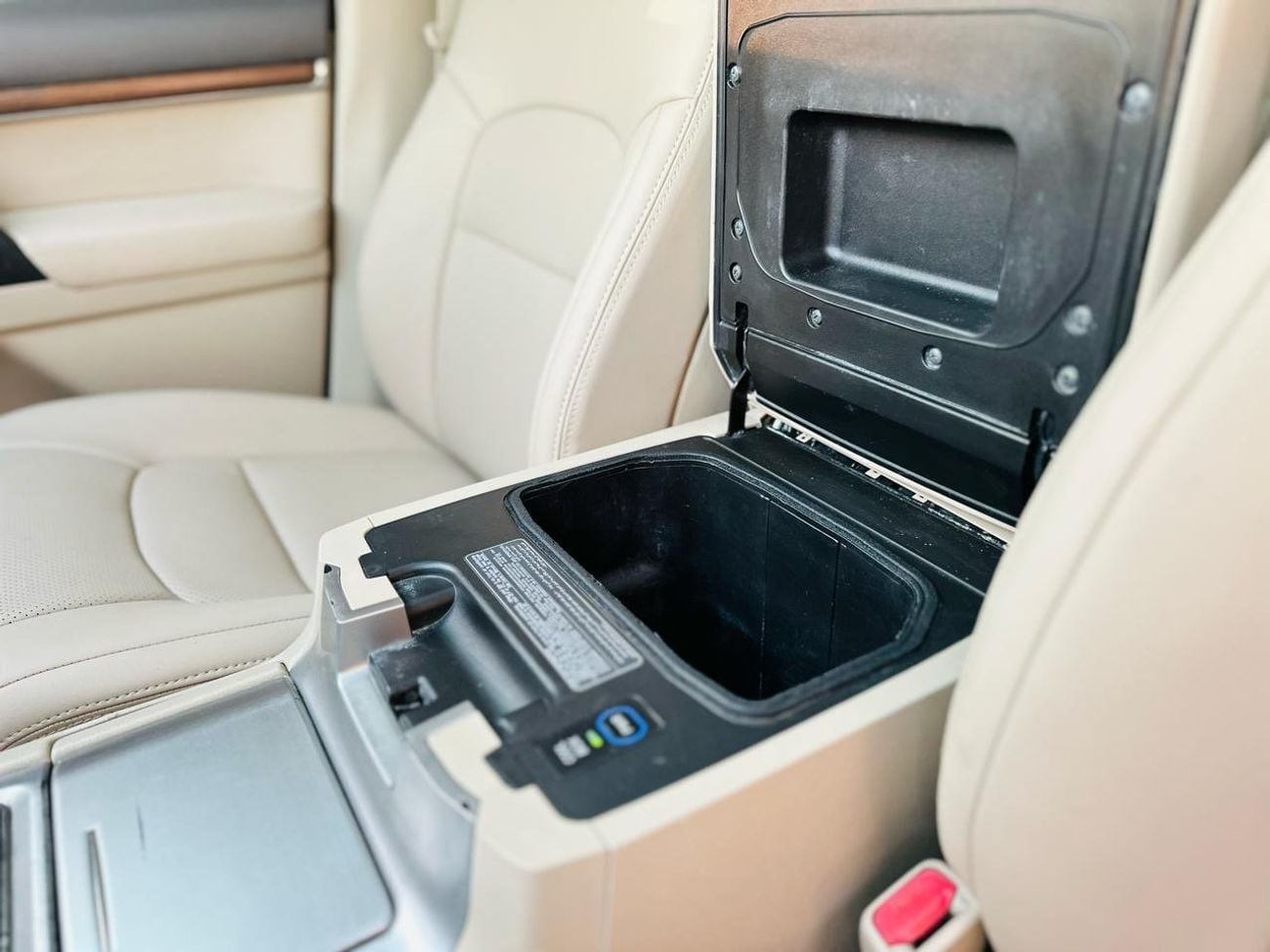 تويوتا لاند كروزر GXR+ 4.0L