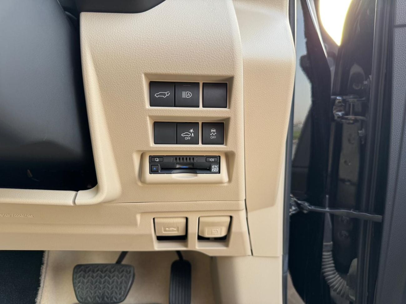 Toyota Land Cruiser BRAND NEW TOYOTA LANDCRUISER ZX 2023 4WD AT PETROL = RIGHT HAND DRIVE