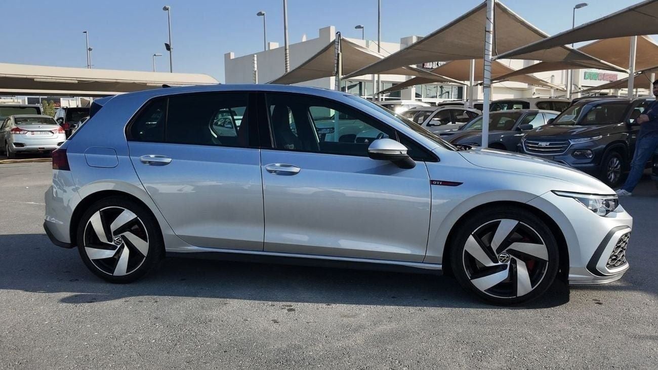Volkswagen Golf GTI Sport 2.0T || Agency Warranty || Complete Service