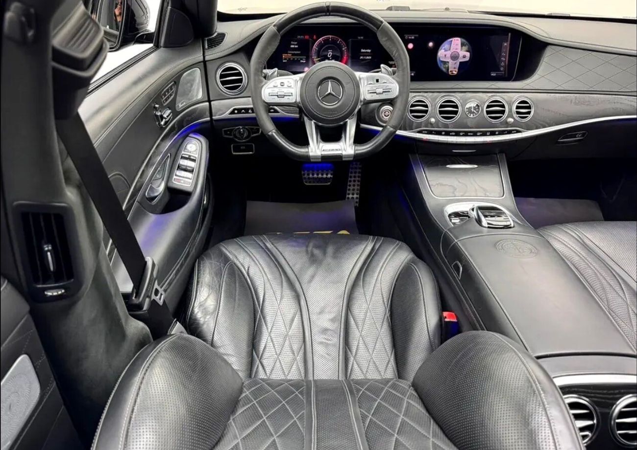 Mercedes-Benz S 63 AMG