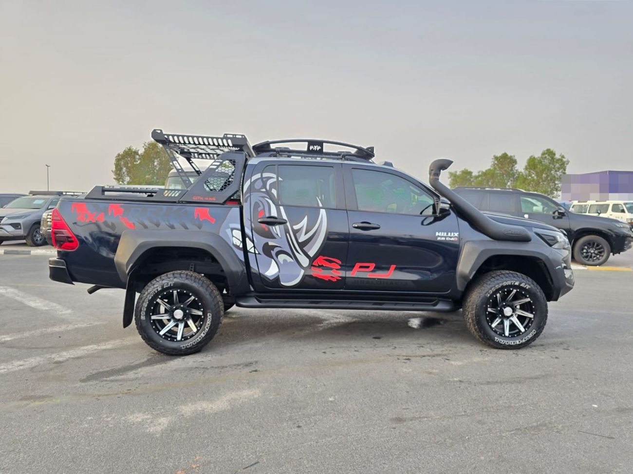 Toyota Hilux TOYOTA HILUX GR PICK UP RHD 2019 MODEL 2.8 L DIESEL AUTOMATIC(PM35445)