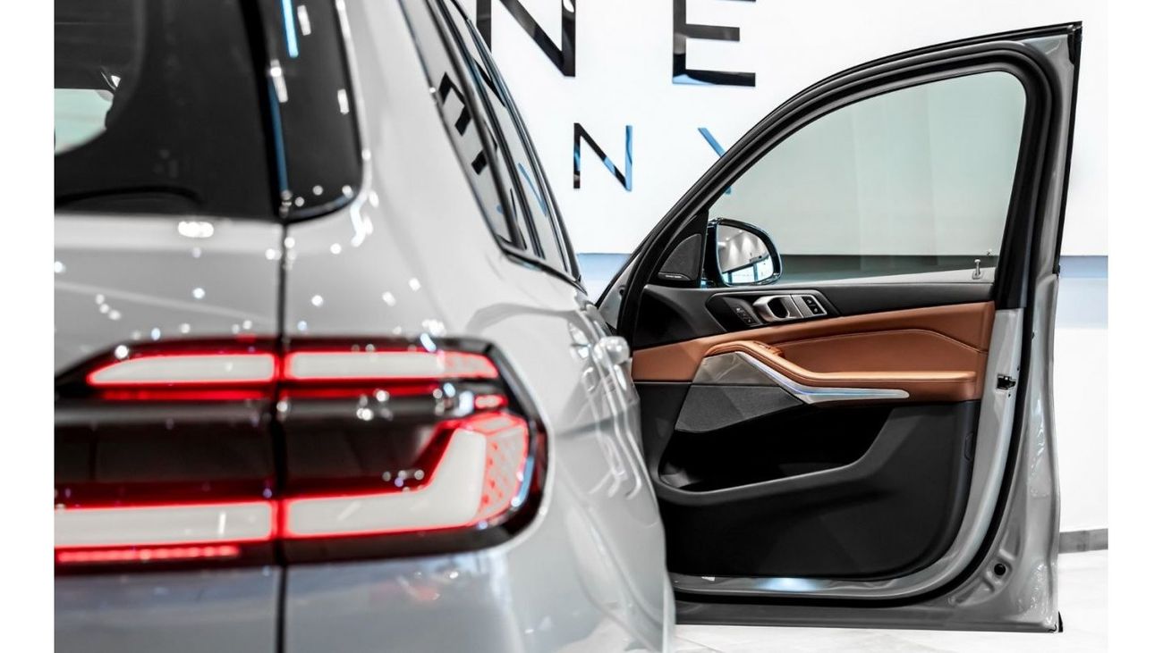 بي أم دبليو X7 2024 BMW X7 xDrive 40i, 2026 BMW Warranty, 2027 BMW Service Contract, New Car, GCC