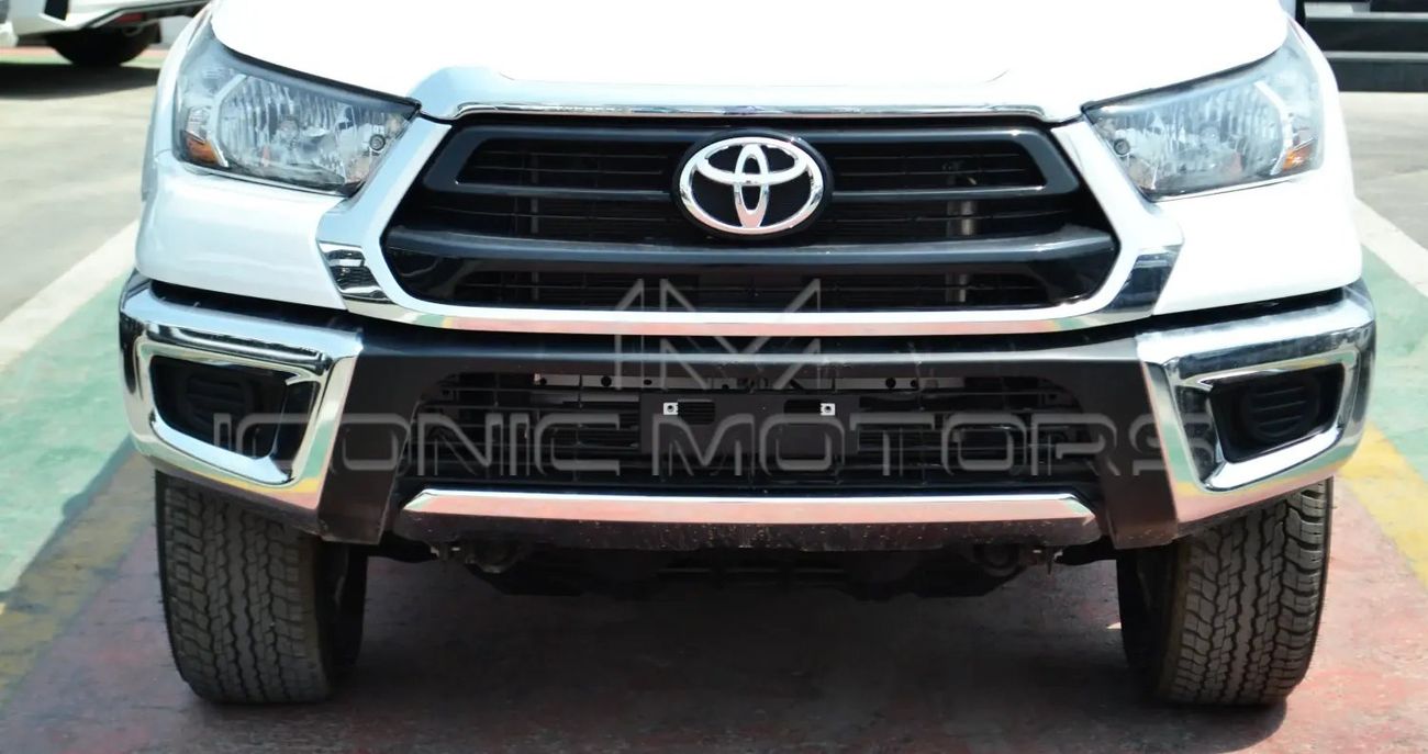 تويوتا هيلوكس GLX 2.7L Double Cab Utility 4WD A/T