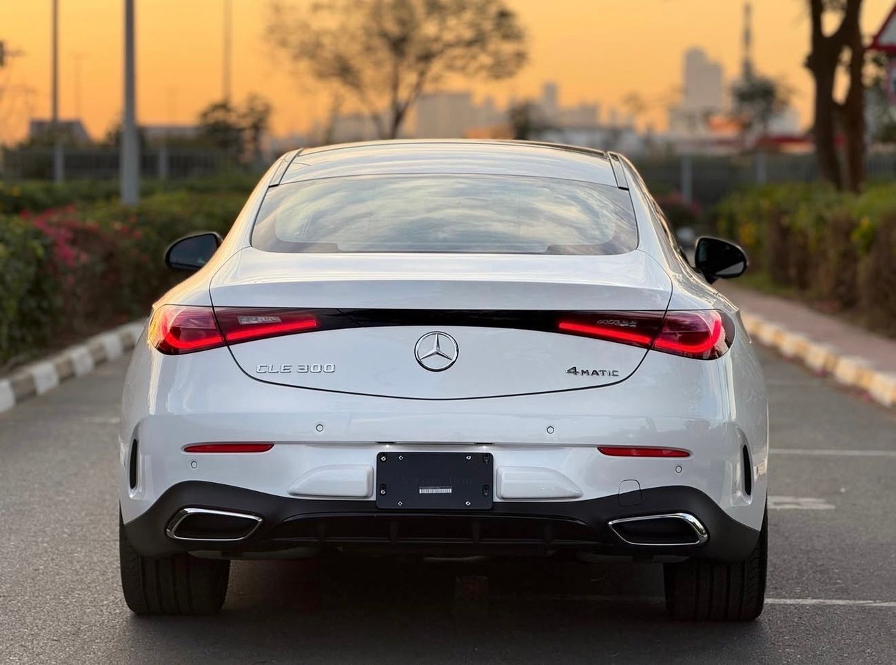 مرسيدس بنز CLE 300 كوبيه