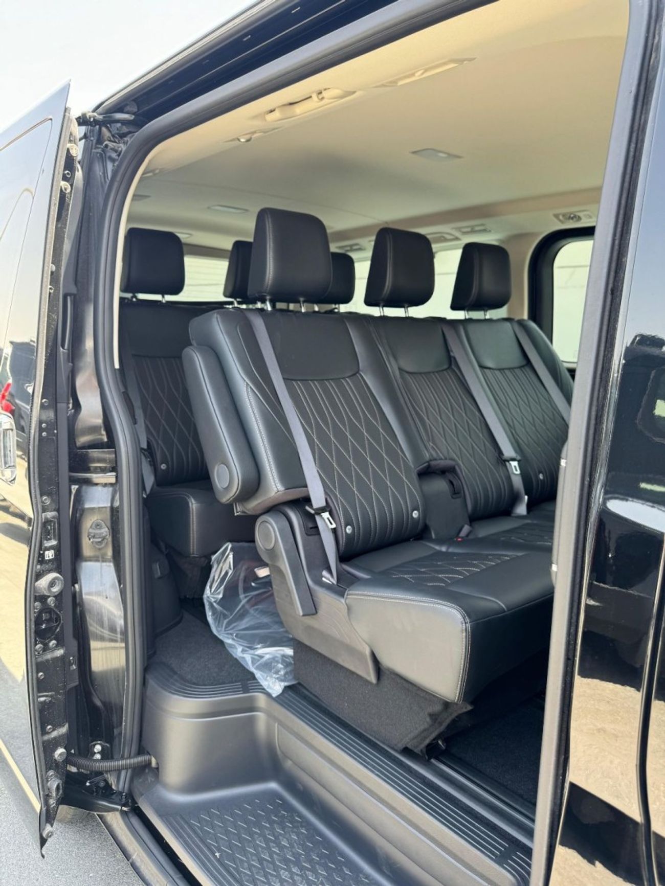 تويوتا جرافينا Toyota Granvia 2.8L Turbo Diesel!!! 2022 Best price for export!!!