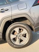 تويوتا راف ٤ XLE Full Option 2022 with sunroof, push start