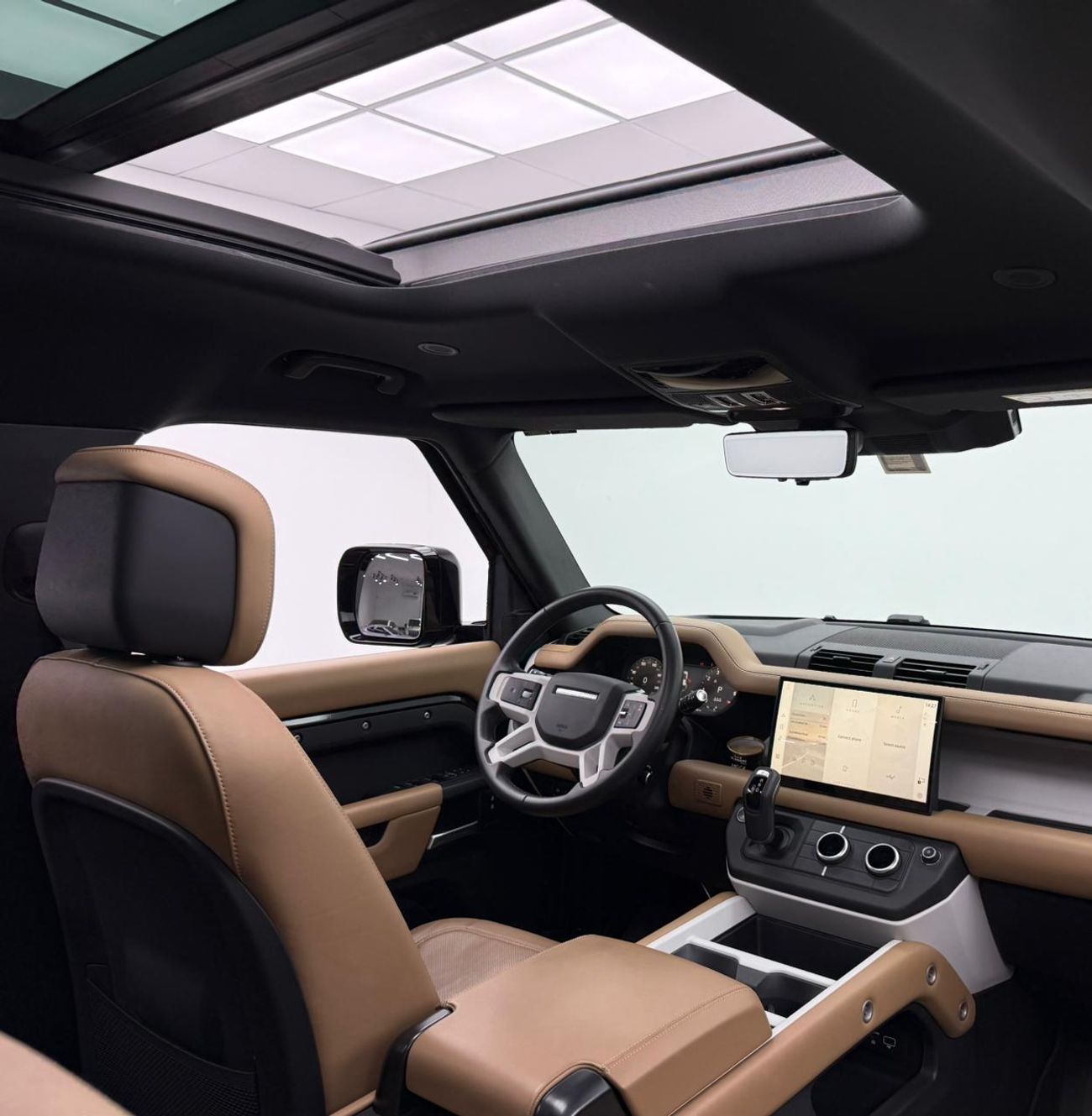 Land Rover Defender 2025 Land Rover Defender 110 X-Dynamic HSE, 2029 LR Warranty + Service History, Low Km, GCC