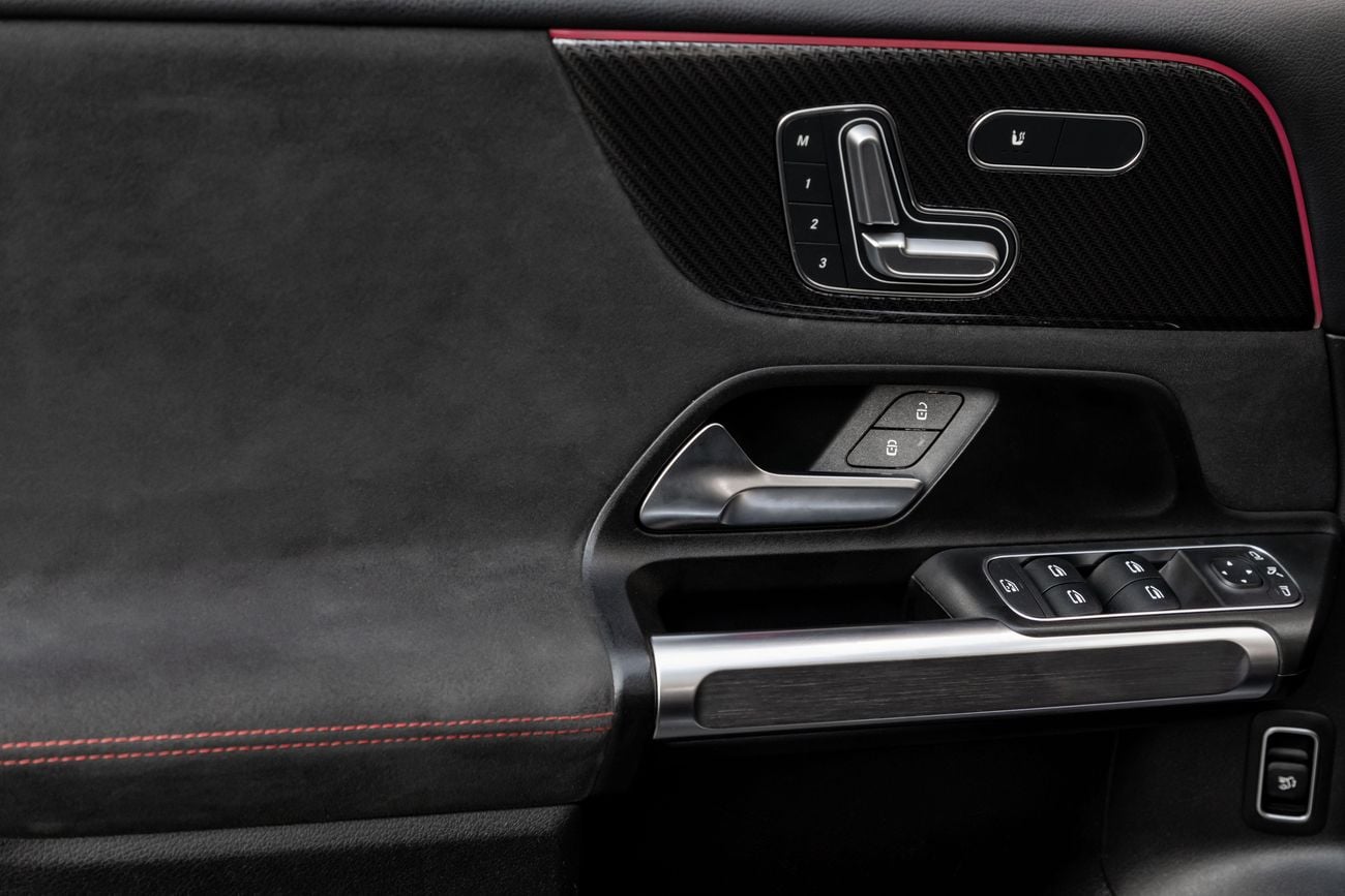 مرسيدس بنز GLB 35 GLB 35 AMG | 2,742 P.M | 0% Downpayment | Perfect Condition!