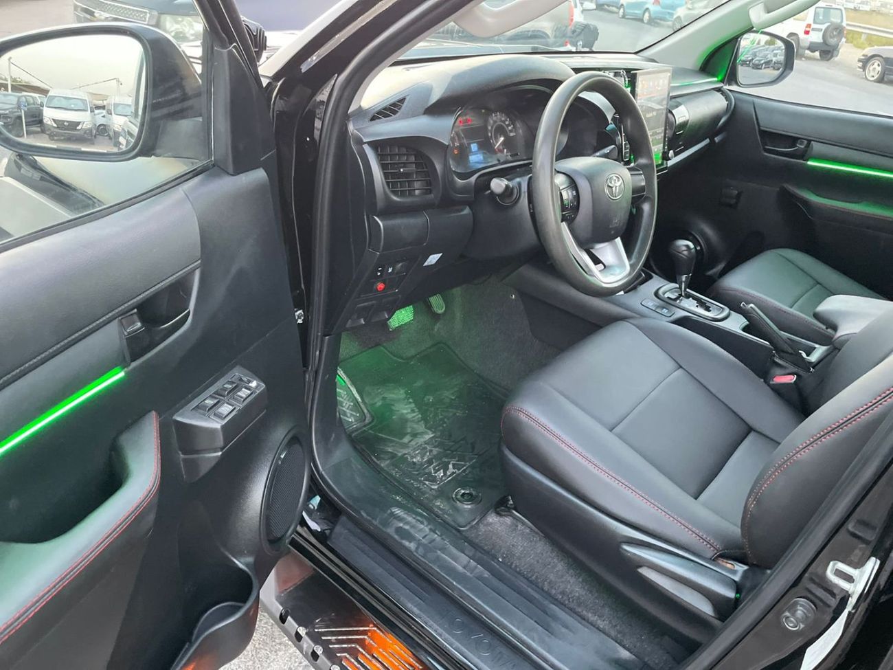 تويوتا هيلوكس 