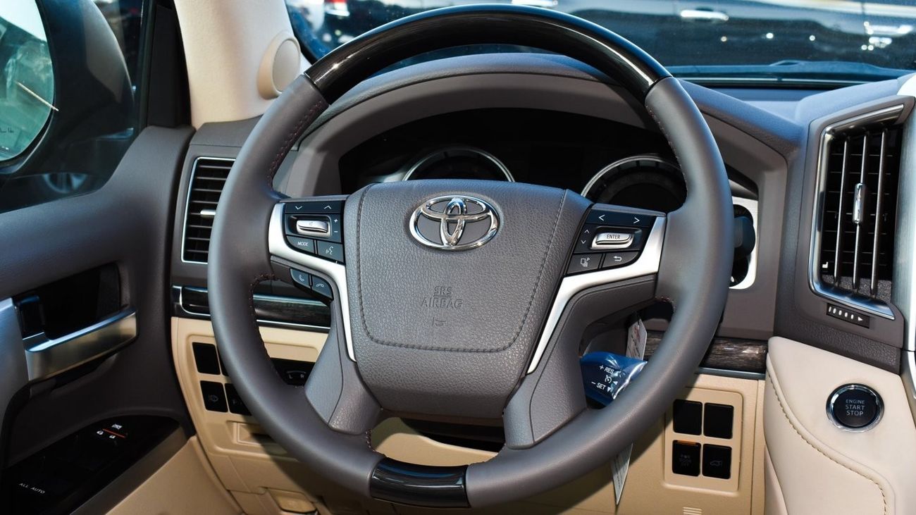 Toyota Land Cruiser LAND CRUISER VX-S V8 5.7 GRAND TOURING 2021 EXPORT PRICE