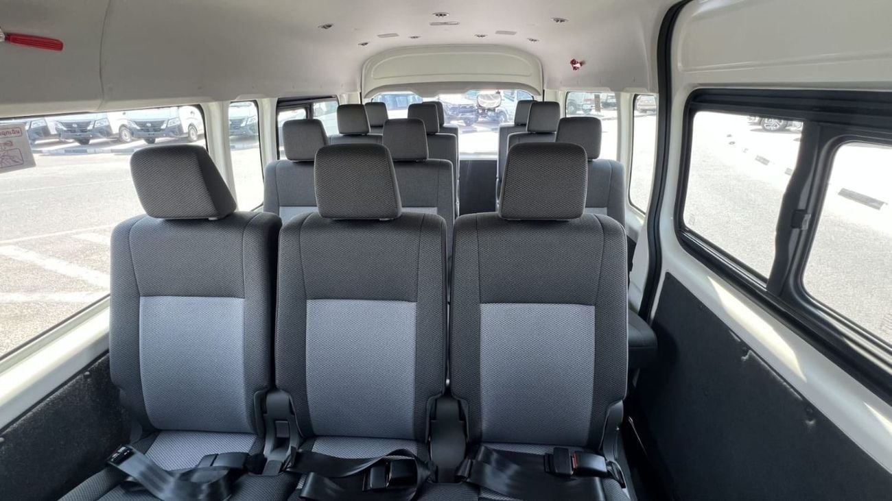 تويوتا هاياس DLS -High Roof Commuter 2.8L M/T