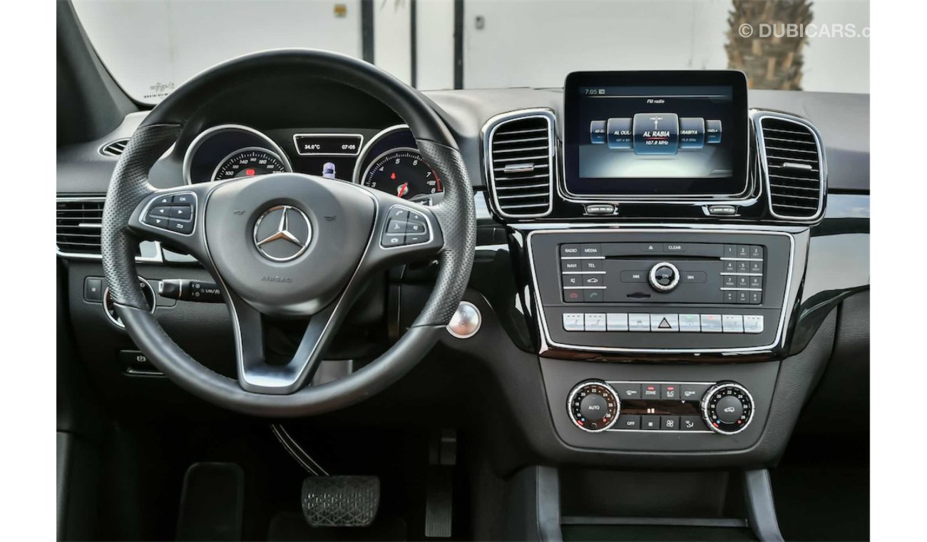 Mercedes-Benz GLE 400 Full Agency Service History! - Under Warranty! - Only AED 3,897 Per Month