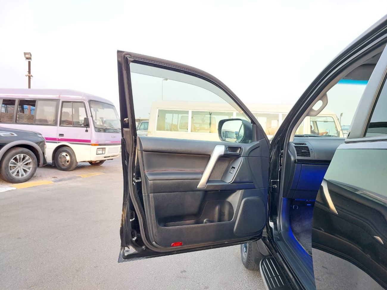 Toyota Land Cruiser TOYOTA LAND CRUISER PRADO SUV RHD 2022 MODEL 2.7 L PETROL AUTOMATIC(PM41440)