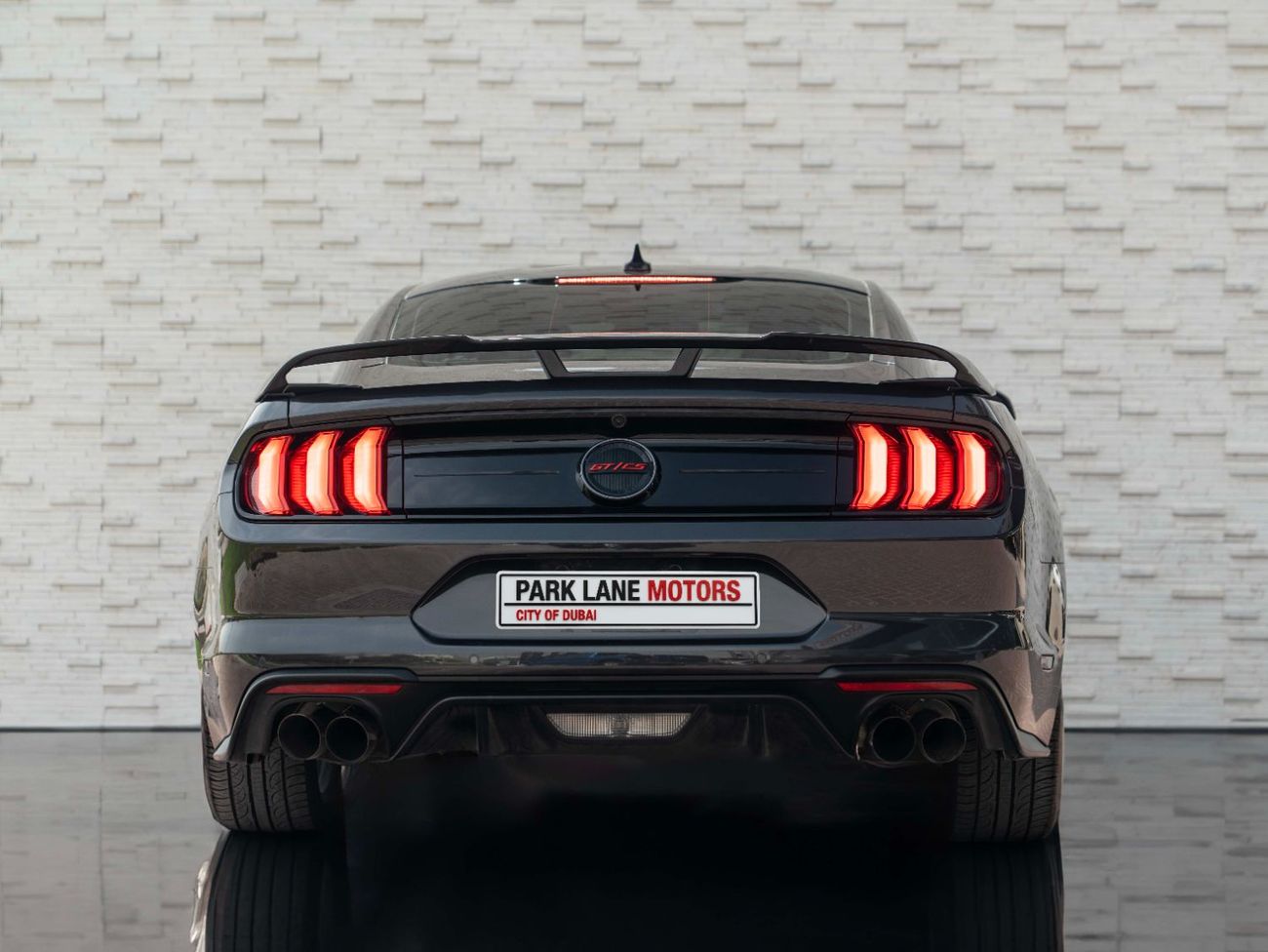 Ford Mustang FASTBACK GT CALIFORNIA SPECIAL