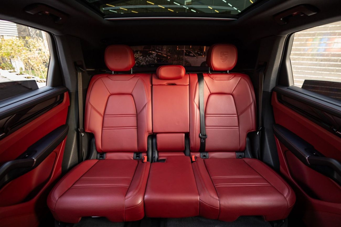Porsche Cayenne PLATINUM EDITION 2023 Porsche Cayenne Platinum Edition GCC | Warranty