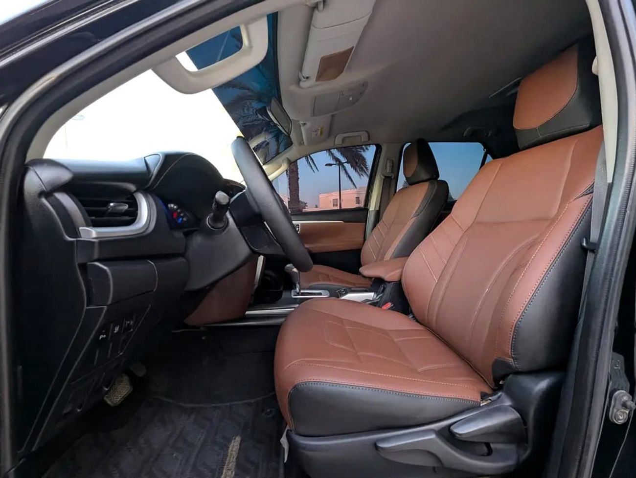 تويوتا فورتونر FACELIFTED GXR V6 4.0L GCC IN EXCELLENT CONDITION