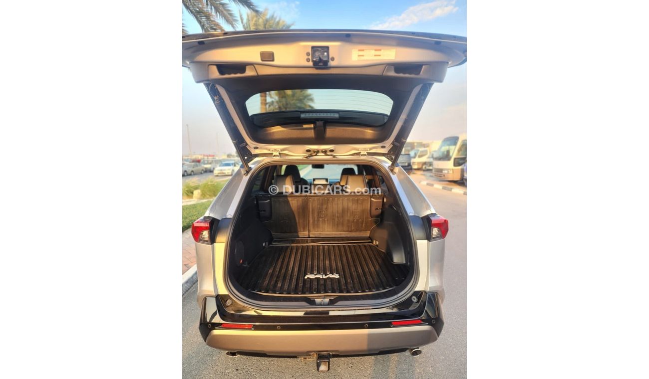 تويوتا راف ٤ TOYOTA RAV4 XLE FULL PANORAMA HYBRID 2019