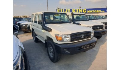 Toyota Land Cruiser Hard Top LC76 - V6 - 5D - DIESEL