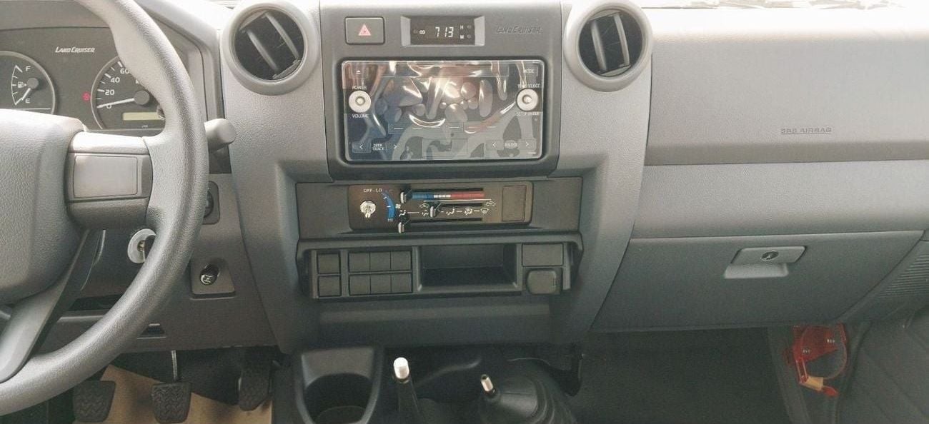 Toyota Land Cruiser Pick Up Toyota LC79 DC 4.2L Diesel Manual with Difflock 2025YM