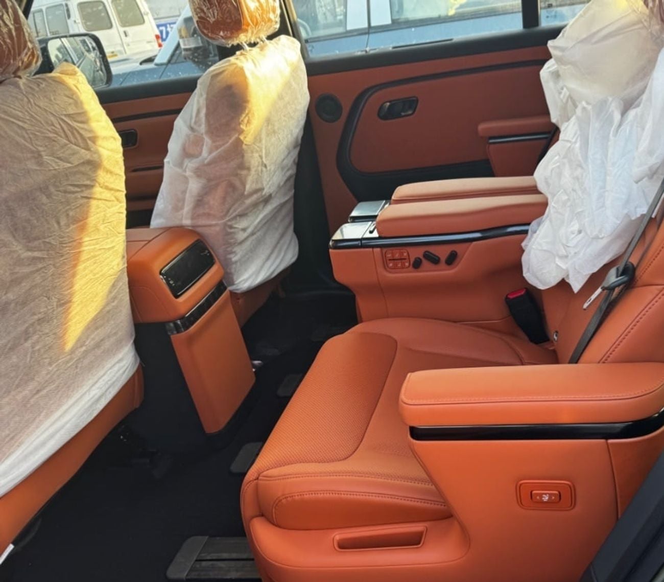 روكس أداماس FIRST CLASS 6 seats black-orange