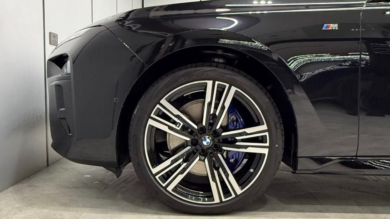 BMW 735 i | M Sport | Brand New | Dealer Warranty & Service Contract