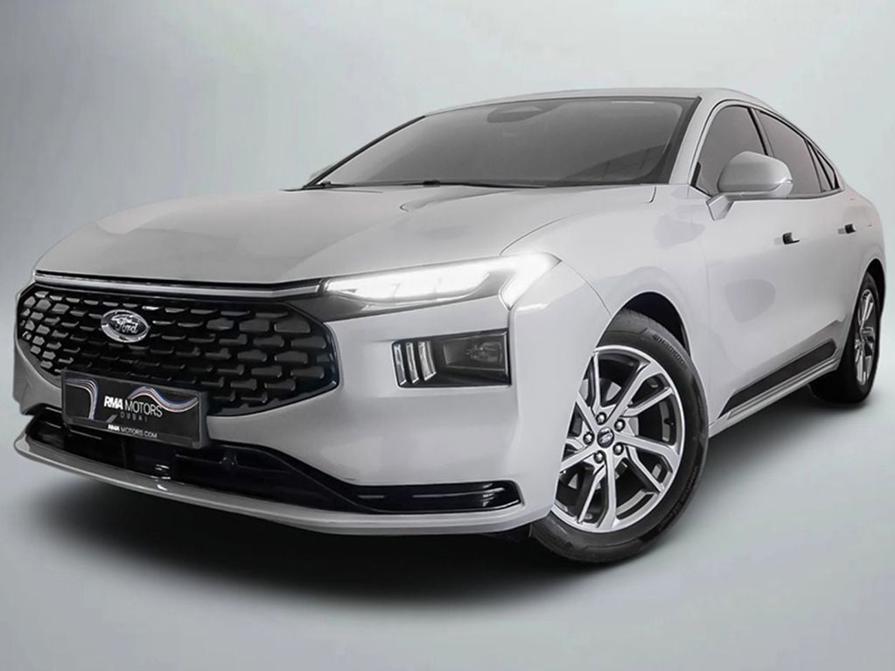 Ford Taurus 2024 Ford Taurus Trend / Ford Warranty and Service Contract