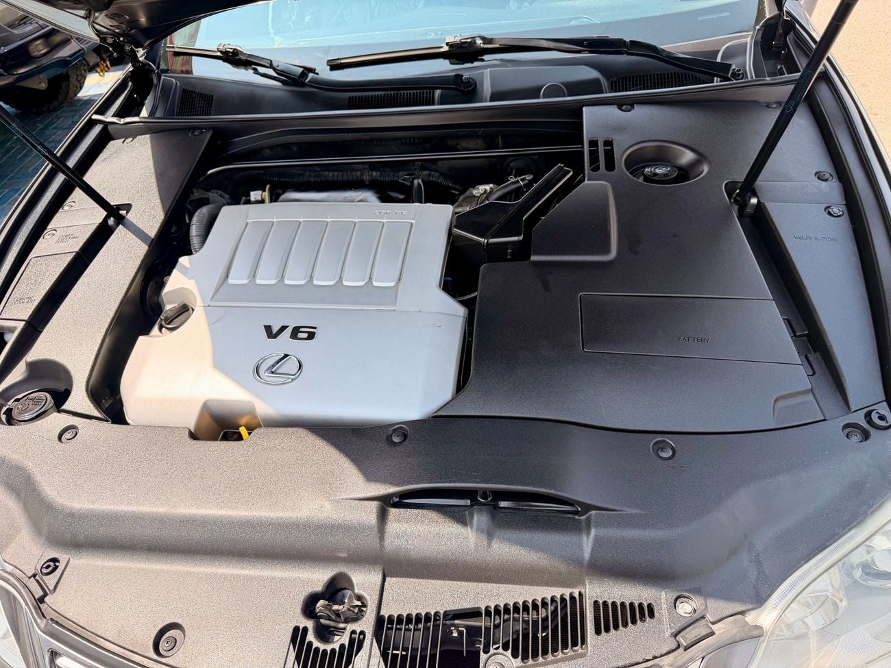 لكزس ES 350 Toyota Lexus ES350 - Model 2012 - Japan Specs Low Kilometres- Urgent Sale