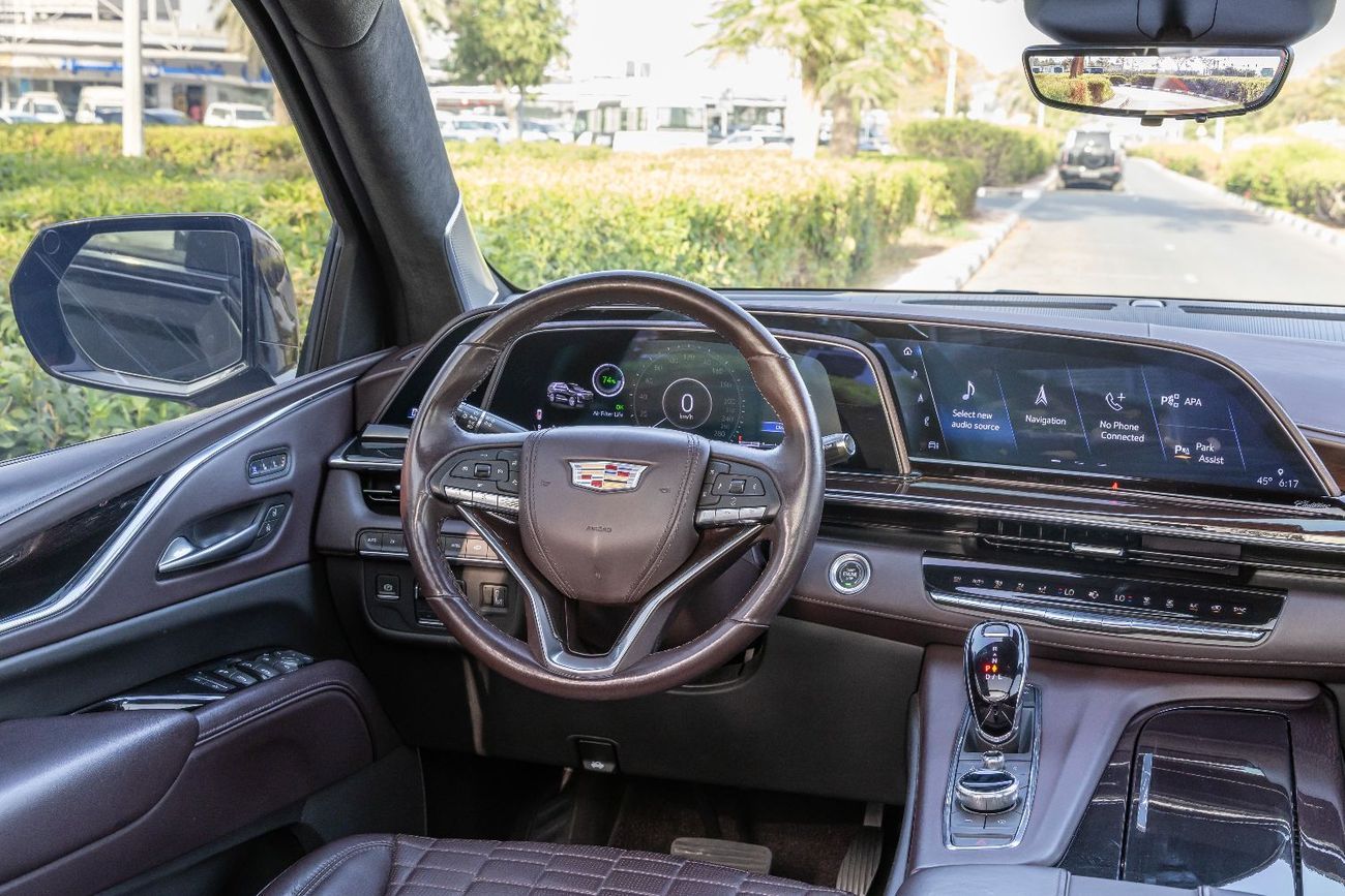 كاديلاك إسكالاد Sport Platinum 6.2L 4WD Cadillac Escalade Sport Platinum - Perfect Condition - 2022