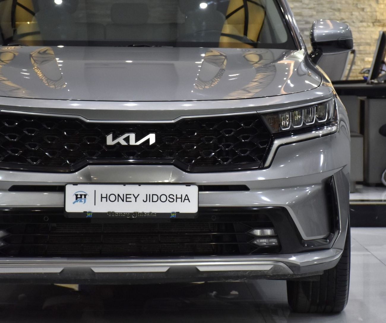 Kia Sorento EXCELLENT DEAL for our KIA Sorento V4 ( 2023 Model ) in Silver Color GCC Specs