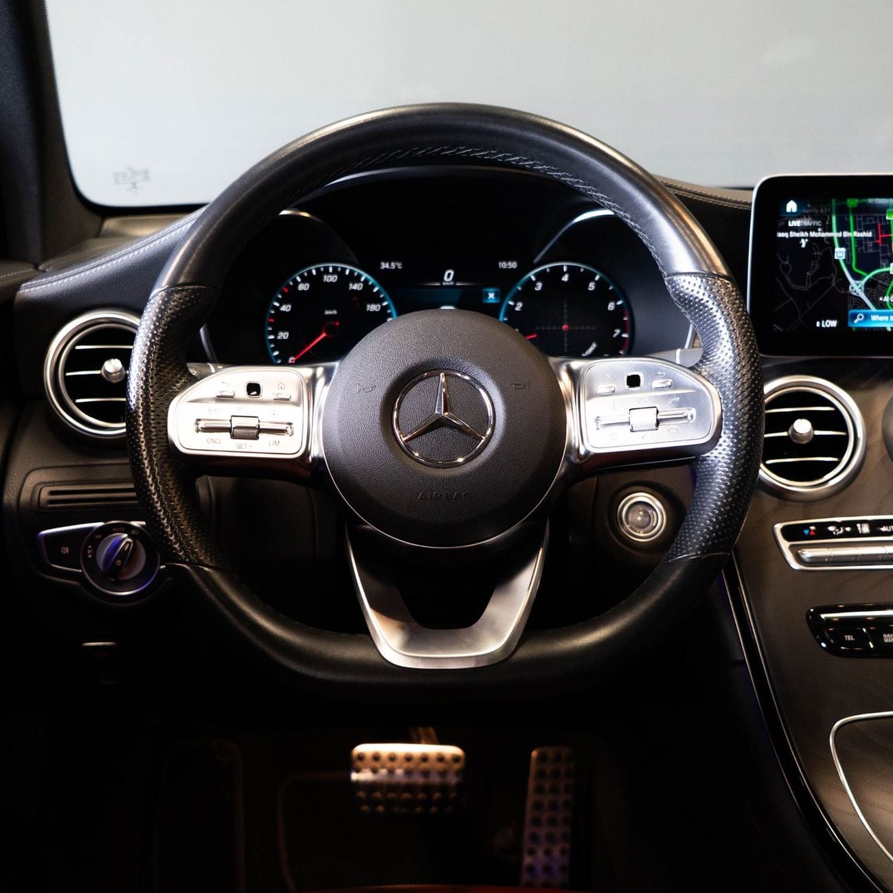مرسيدس بنز GLC 200 AED 3,161 P.M • 0% Downpayment • Mercedes-Benz GLC 200 Premium • Agency Warranty And Service Package