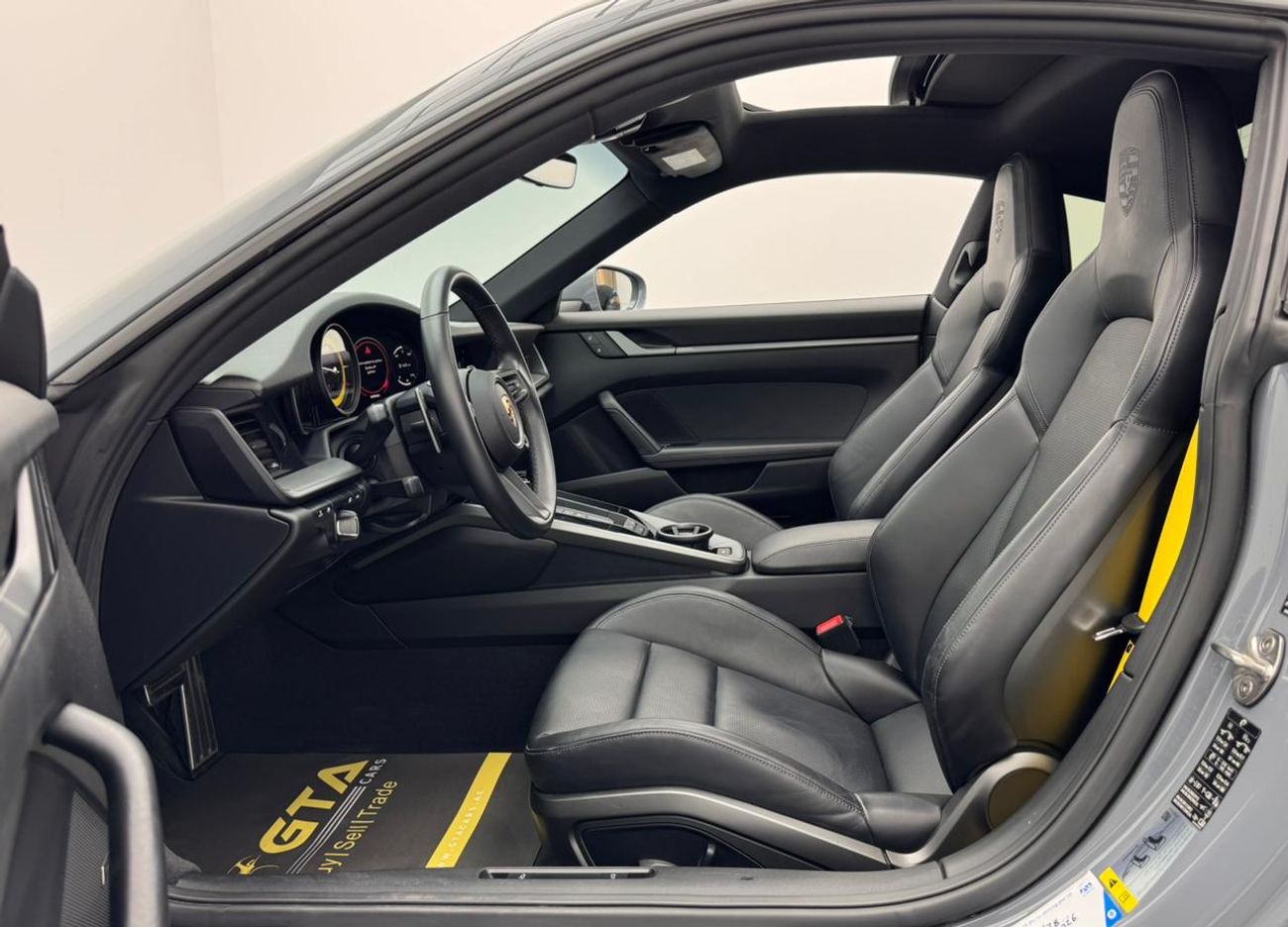 بورش 911 Carrera 3.0L (444 HP) Coupe 2024 Porsche 911 Carrera, Porsche Service History, Feb / 2026 Porsche Wa