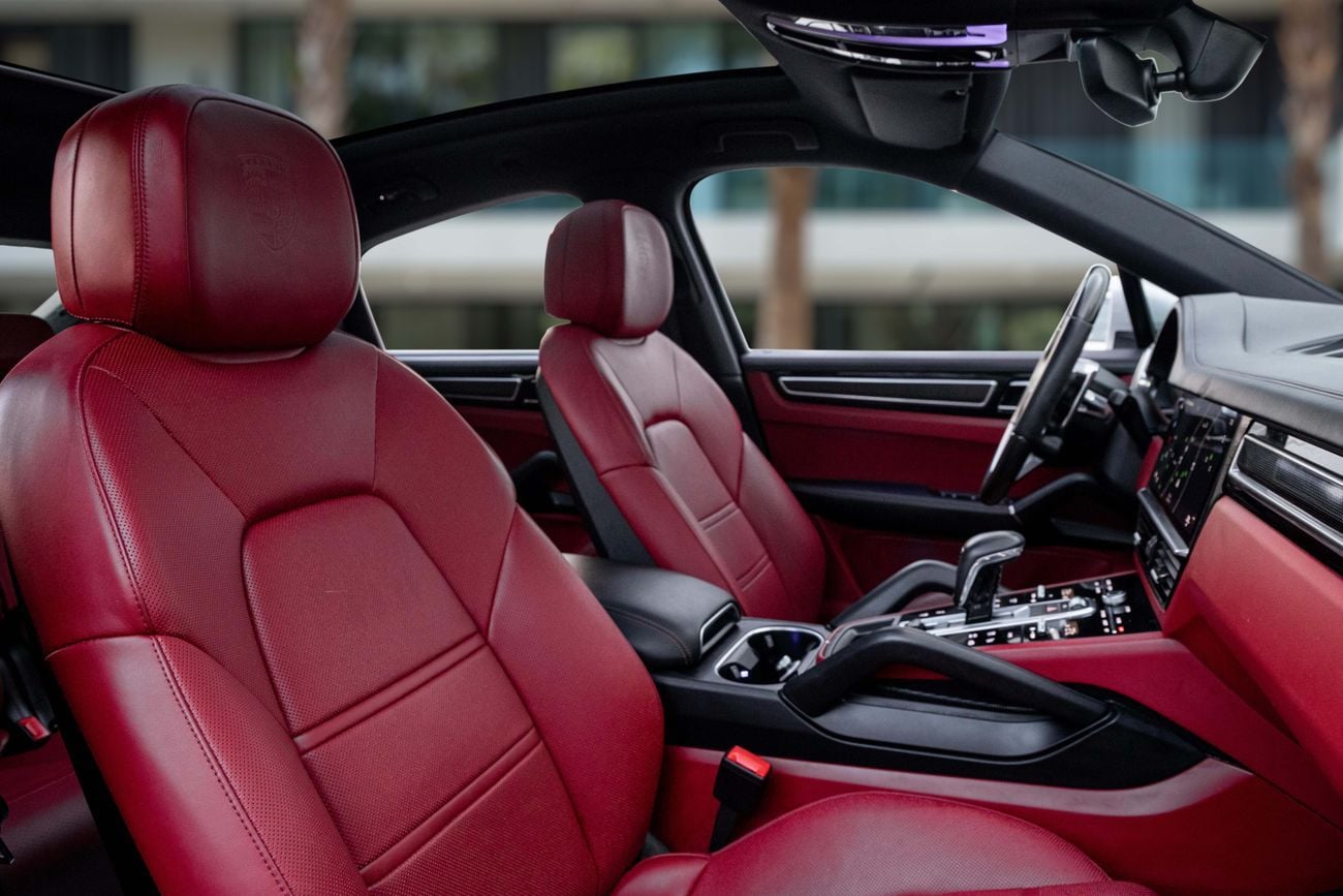 Porsche Cayenne Cayenne Coupe | 6,267 P.M | 0% Downpayment | Coupe | Porsche Warranty til Aug 2026! | Ramadan Offer!