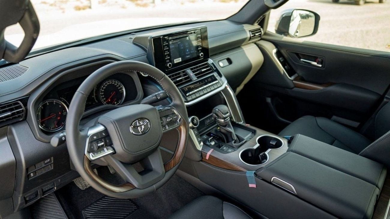 Toyota Land Cruiser Toyota Land cruiser VX 4.0L Petrol MY2024