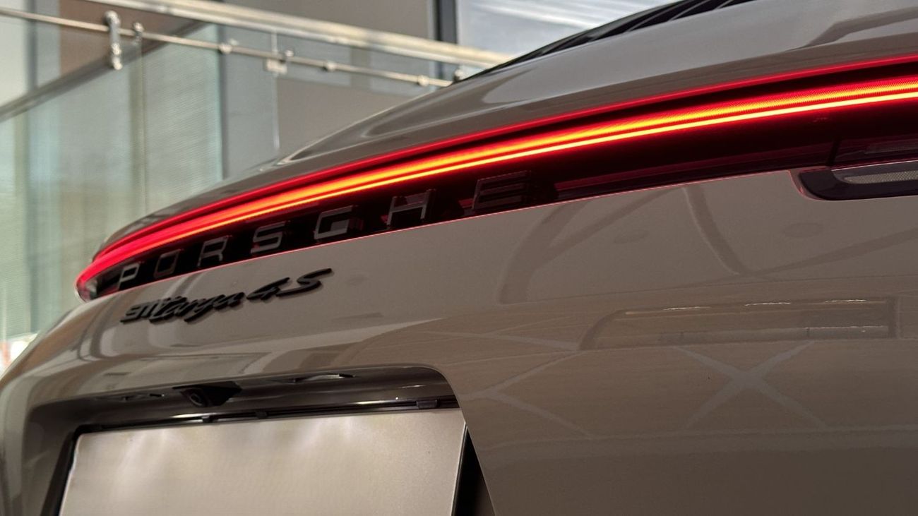 بورش 911 Targa 4S 3.0L GCC Warranty & Service