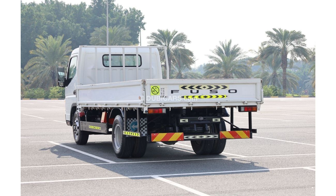 Mitsubishi Fuso Canter Fuso 2017 Original Cargo Body Utility Truck - GCC Specs - Like New Condition