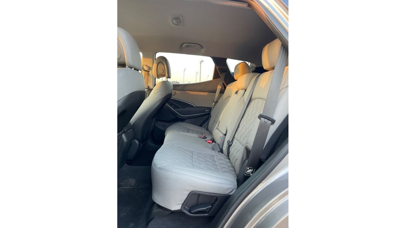 Hyundai Santa Fe 2018 HYUNDAI SANTAFE IMPORTED FROM USA
