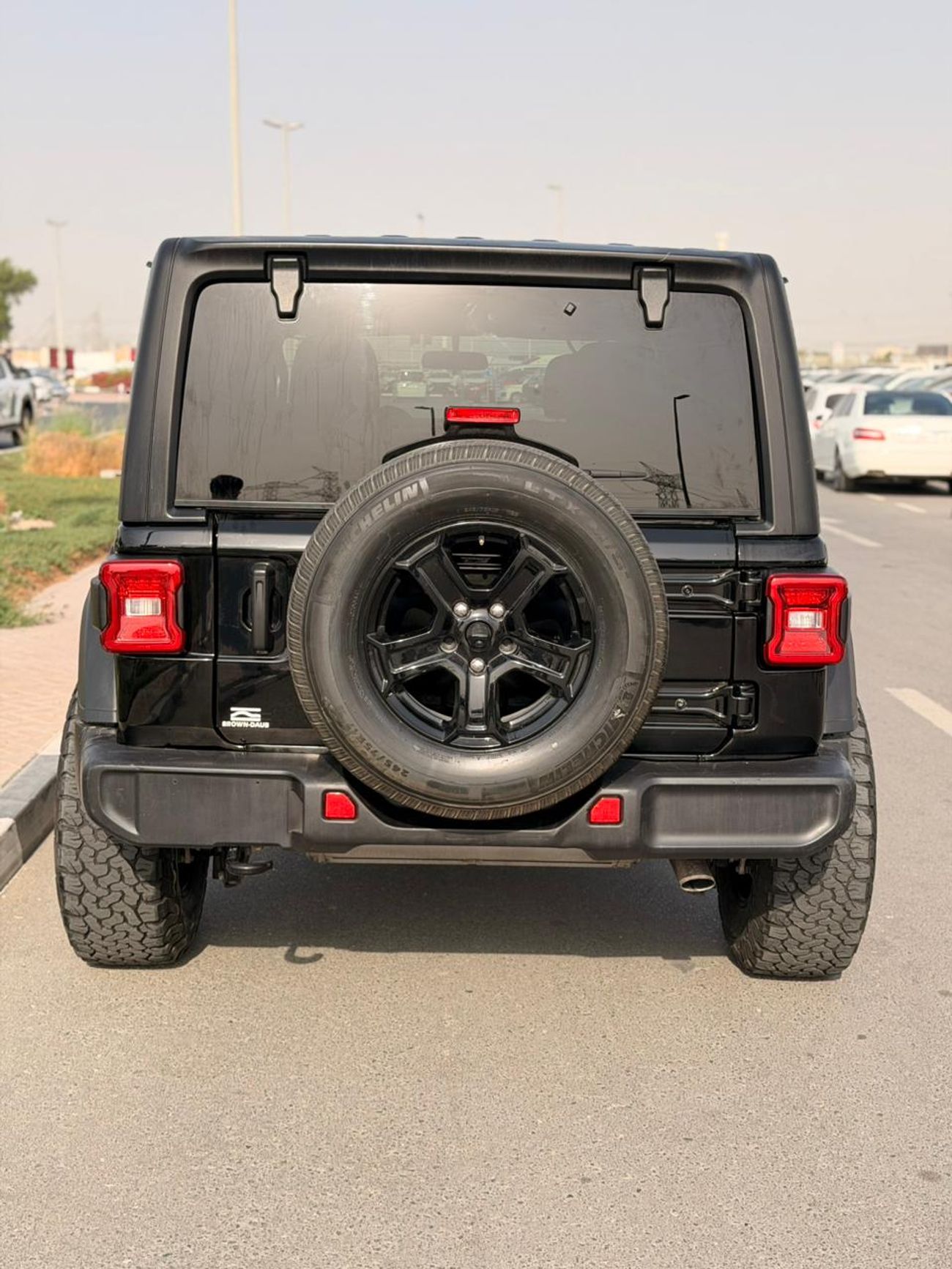 جيب رانجلر Jeep WRANGLER sport 4x4 2.0L  v4 270Hp petrol Engine Colour Black Interior black Transmission Automa