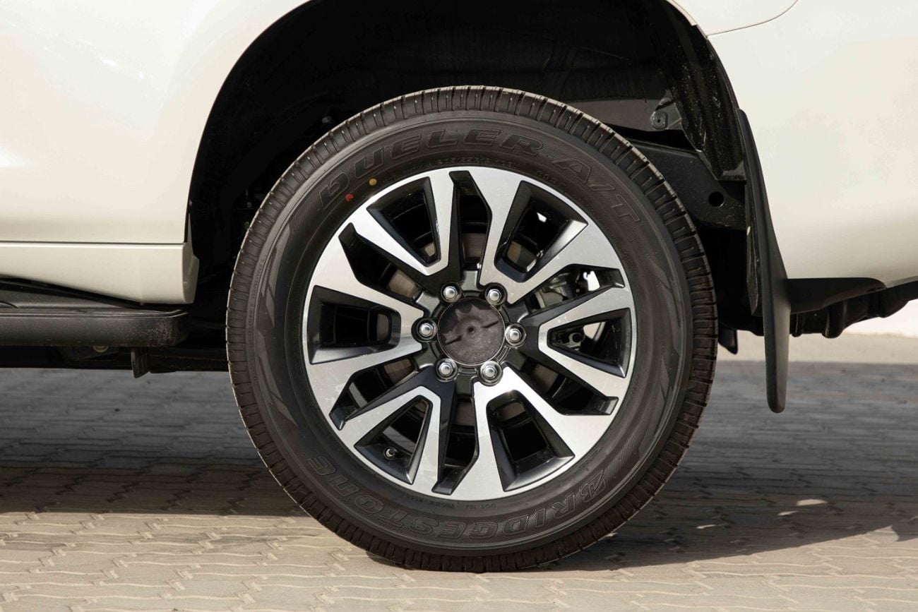 Toyota Prado 2023 Toyota Prado 4.0 TXL S.Dr - White Pearl inside Beige | Export Only