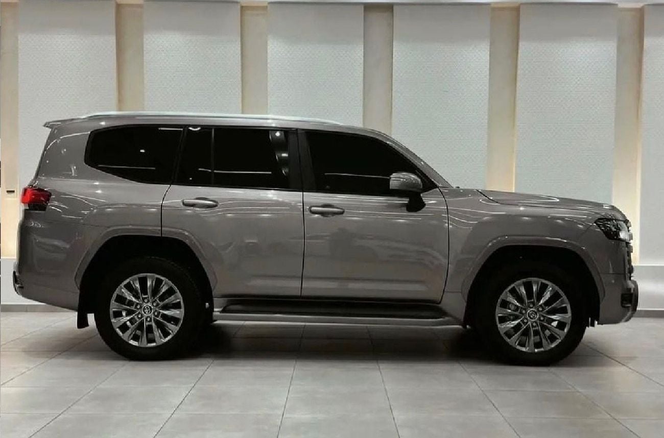 Toyota Land Cruiser 2018 Model Facelift To 2025 Shape Exterior and Interior Both