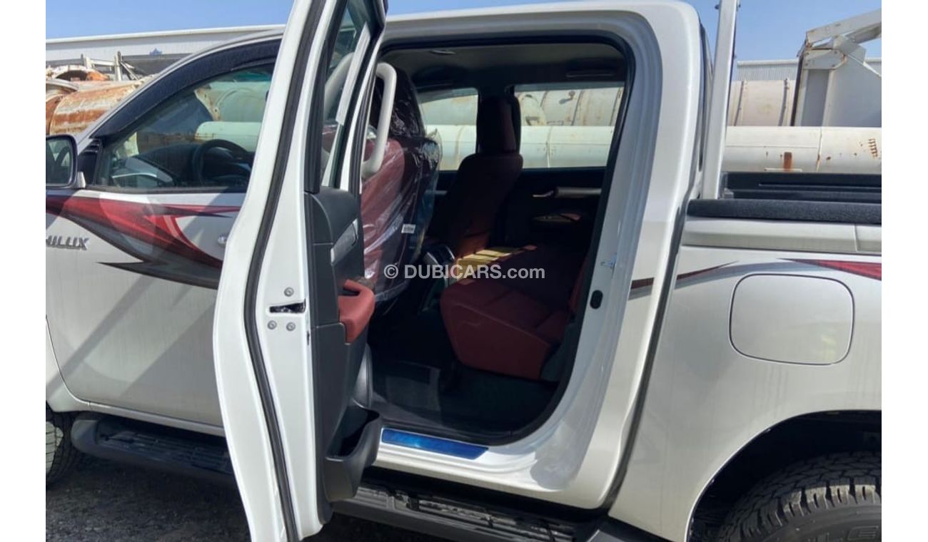 تويوتا هيلوكس TOYOTA HILUX 2.4L DSL A/T FULL OPTION 2023