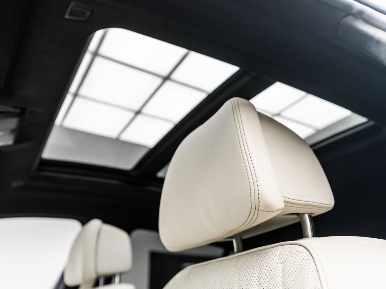 BMW X6 M50i 4.4L 2020 BMW X6 M50i, BMW Warranty + Service Contract, Low KMs, GCC