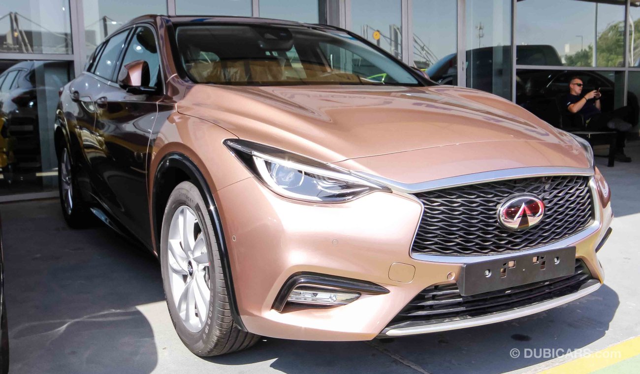 Infiniti Q30 2017 4DR 1.6L