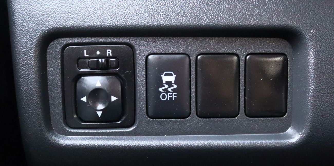 ميتسوبيشي اتراج GLX Premium 1.2L