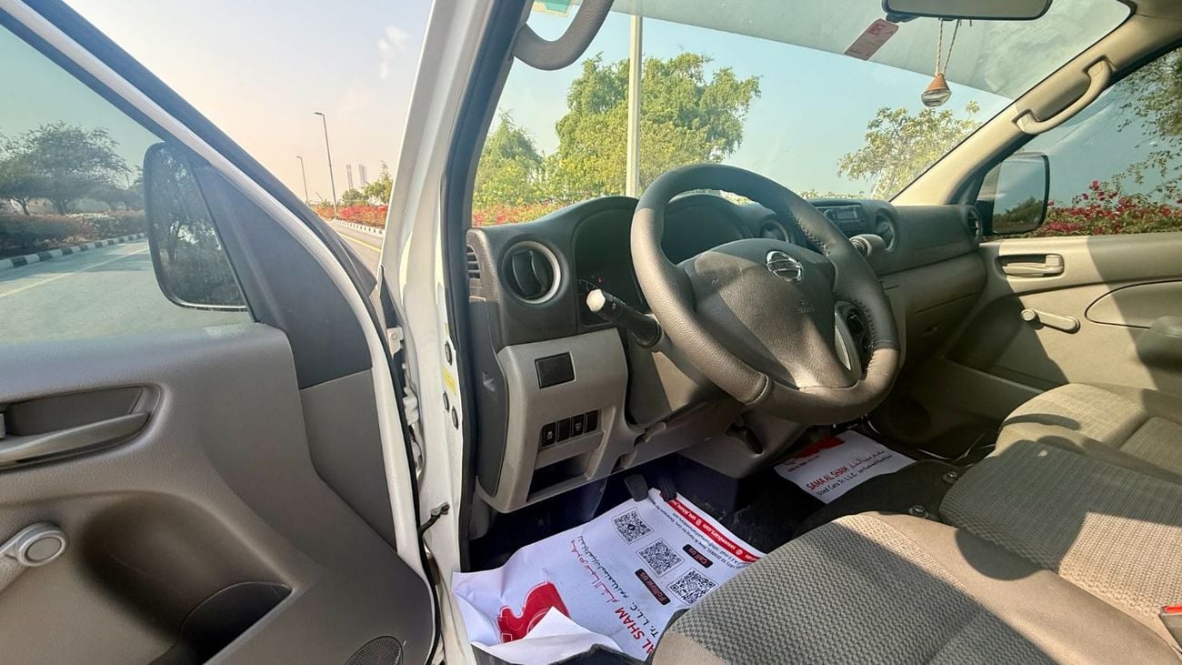 نيسان أورفان Panel Van Std 2.5L A/T (3 Seater) Petrol (5 Door)